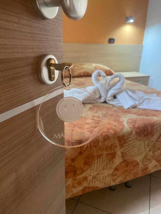 Hotel Mandanici :Borgo Marsalini Barcellona-Pozzo di Gotto Exteriér fotografie