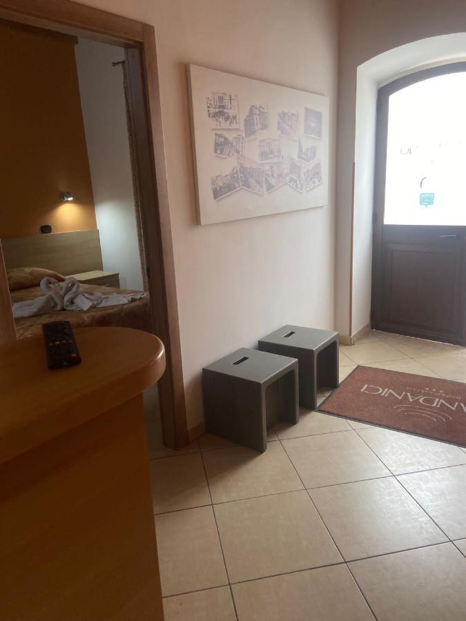 Hotel Mandanici :Borgo Marsalini Barcellona-Pozzo di Gotto Exteriér fotografie
