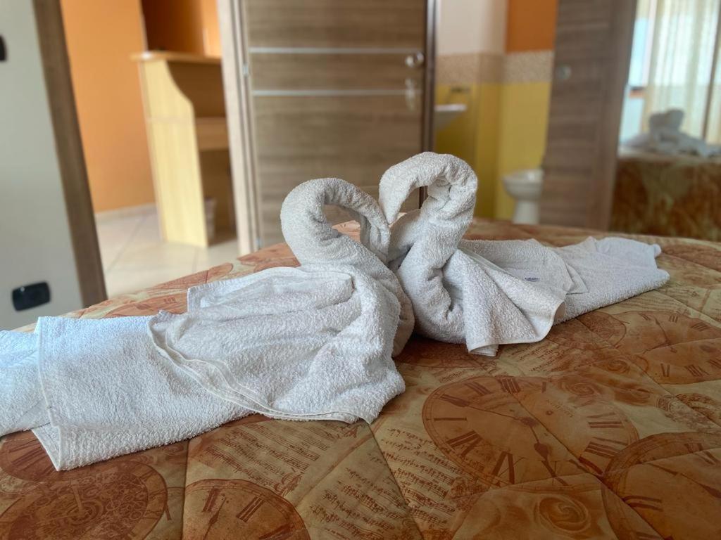 Hotel Mandanici :Borgo Marsalini Barcellona-Pozzo di Gotto Exteriér fotografie