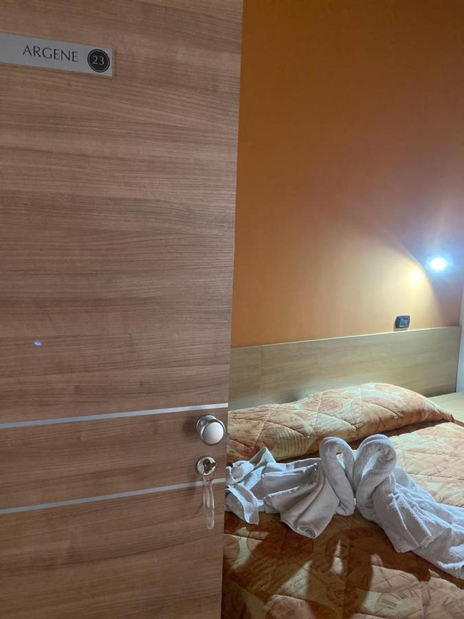 Hotel Mandanici :Borgo Marsalini Barcellona-Pozzo di Gotto Exteriér fotografie